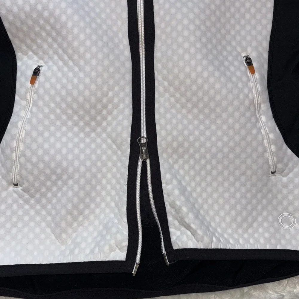 Nike🔥Women’s Sphere Running Biking Hiking Jacket, Size M - Picture 3 of 16